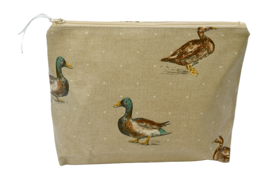 Washbag, Duck