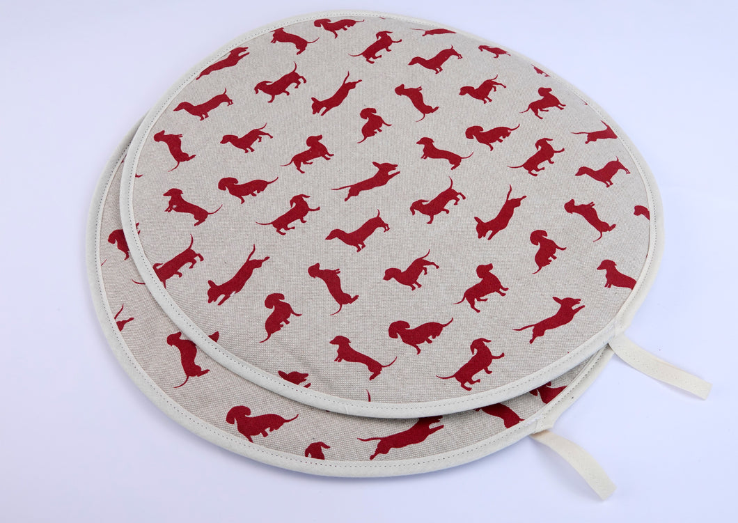 Aga Tops, Range Covers, Chef Pads, Hob Covers, Red Dachshunds